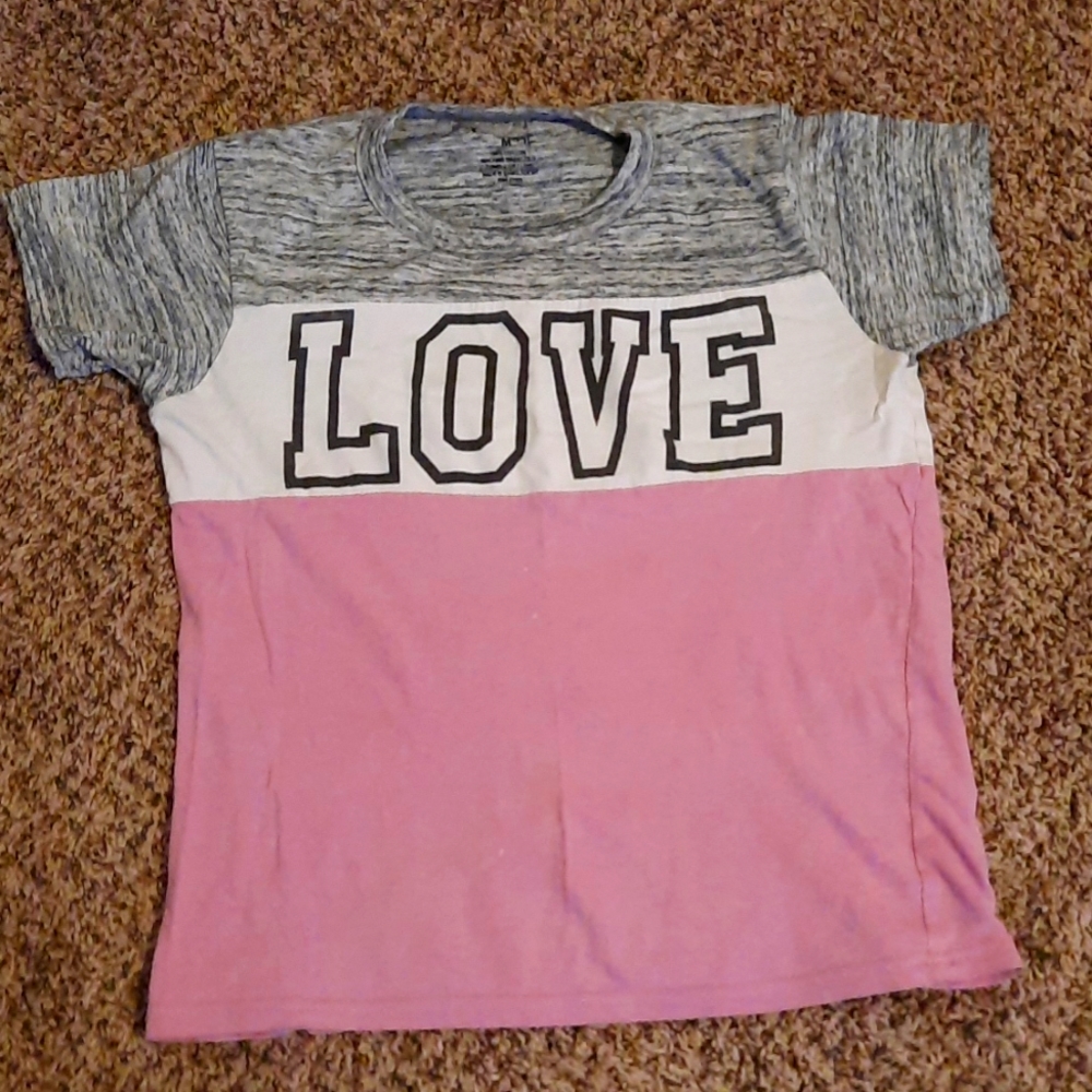 Short sleeve shirt